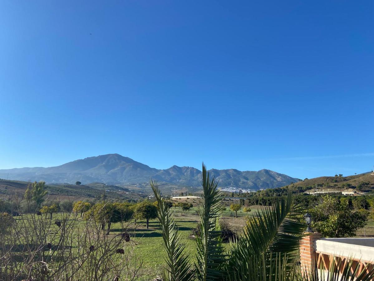 Spacious Villa With Exceptional Views In Malaga Casarabonela Exterior foto